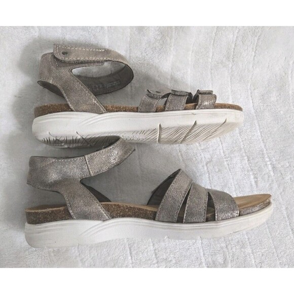 Women's Clarks April Dove Metallic Strappy Comfort sandals Summer‎ Vacation Sz7 - Picture 5 of 10